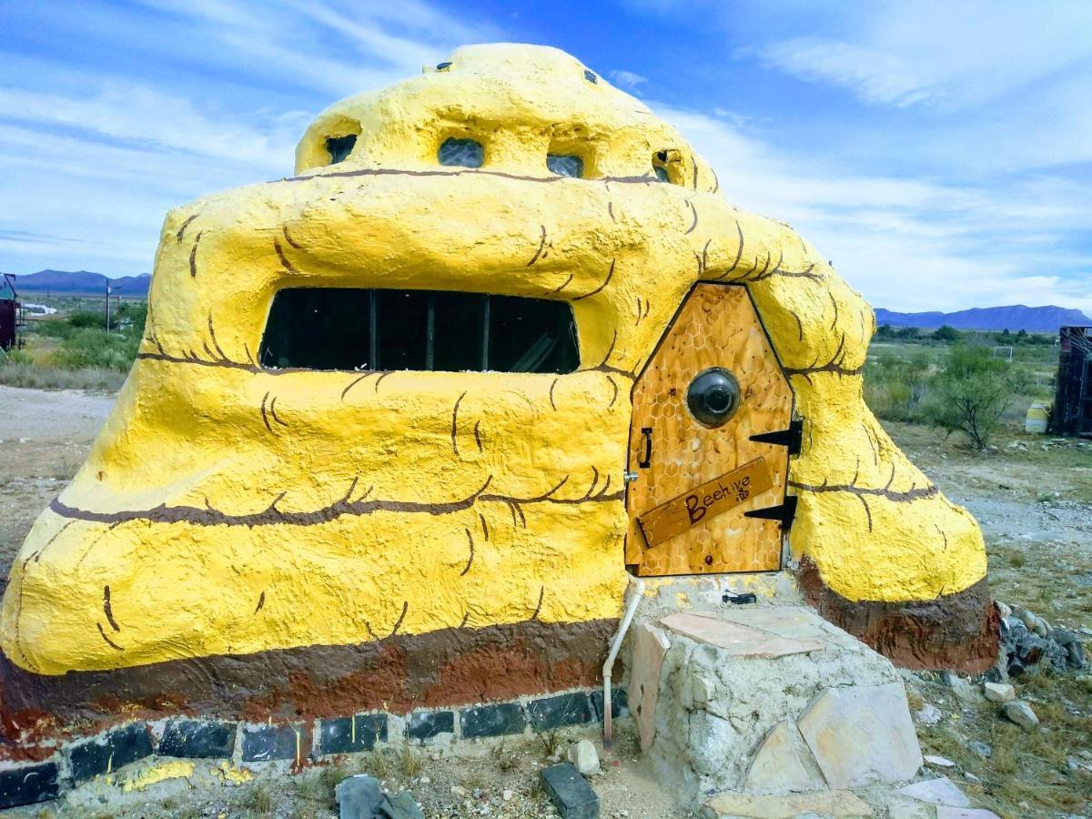 La Loma Del Chivo Llc Stone Cottage Alternative Building Marathon Eksteriør bilde